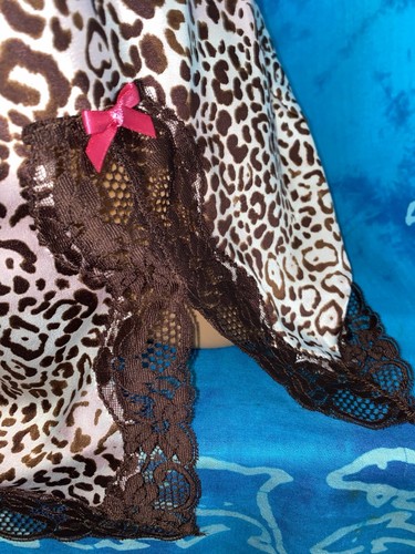 Victoria’s Secret 2010 Pink Brown Satin Lace Animal Leopard Print Chemise Gown M - Picture 3 of 8