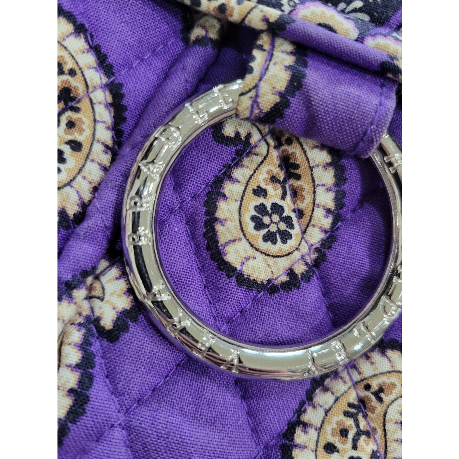 Borsa a tracolla donna Vera Bradley Saddle Up viola paisley