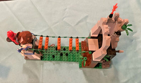 2004 LEGO Knights' Kingdom: Vladek's Siege Engine (8800) & (8778) Border Ambush