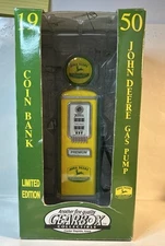 JOHN DEERE 1950 COIN BANK GAS PUMP GEARBOX COLLECTIBLE REPLICA