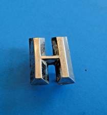 1960-61 Chevrolet Impala Hood Emblem Letter H Factory Original Blc 92-3
