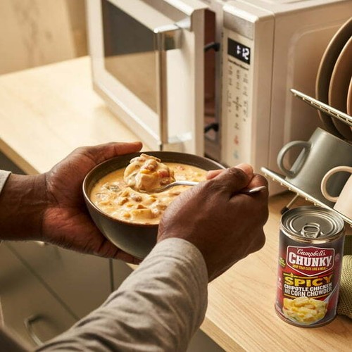 Campbell’s Chunky Soup, Chipotle Chicken Corn Chowder Soup, 18.8 oz Can - Picture 2 of 6
