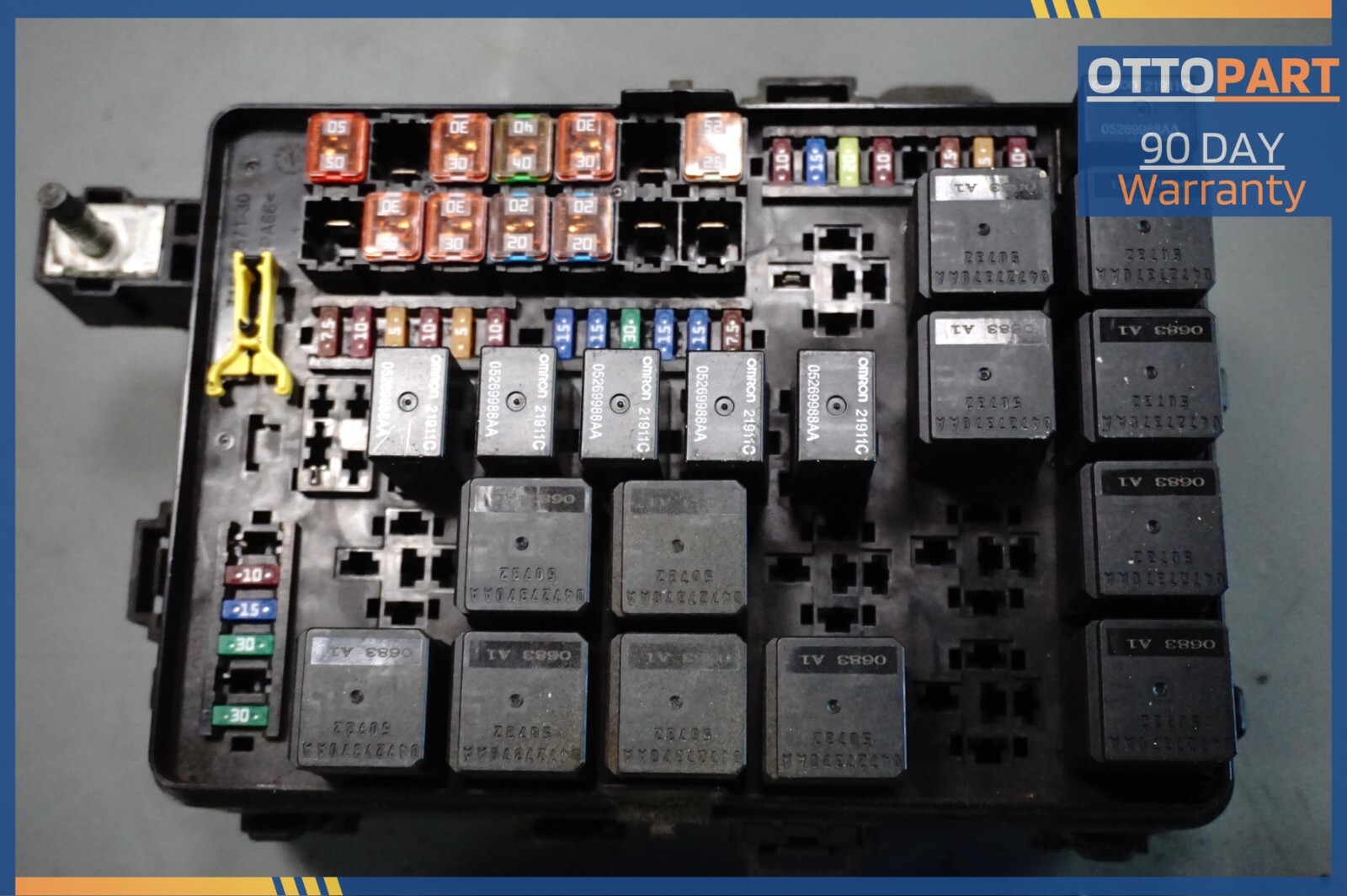 2014-2024 MASERATI QUATTROPORTE 3.0L Engine Fuse Relay Box OEM 7154763030