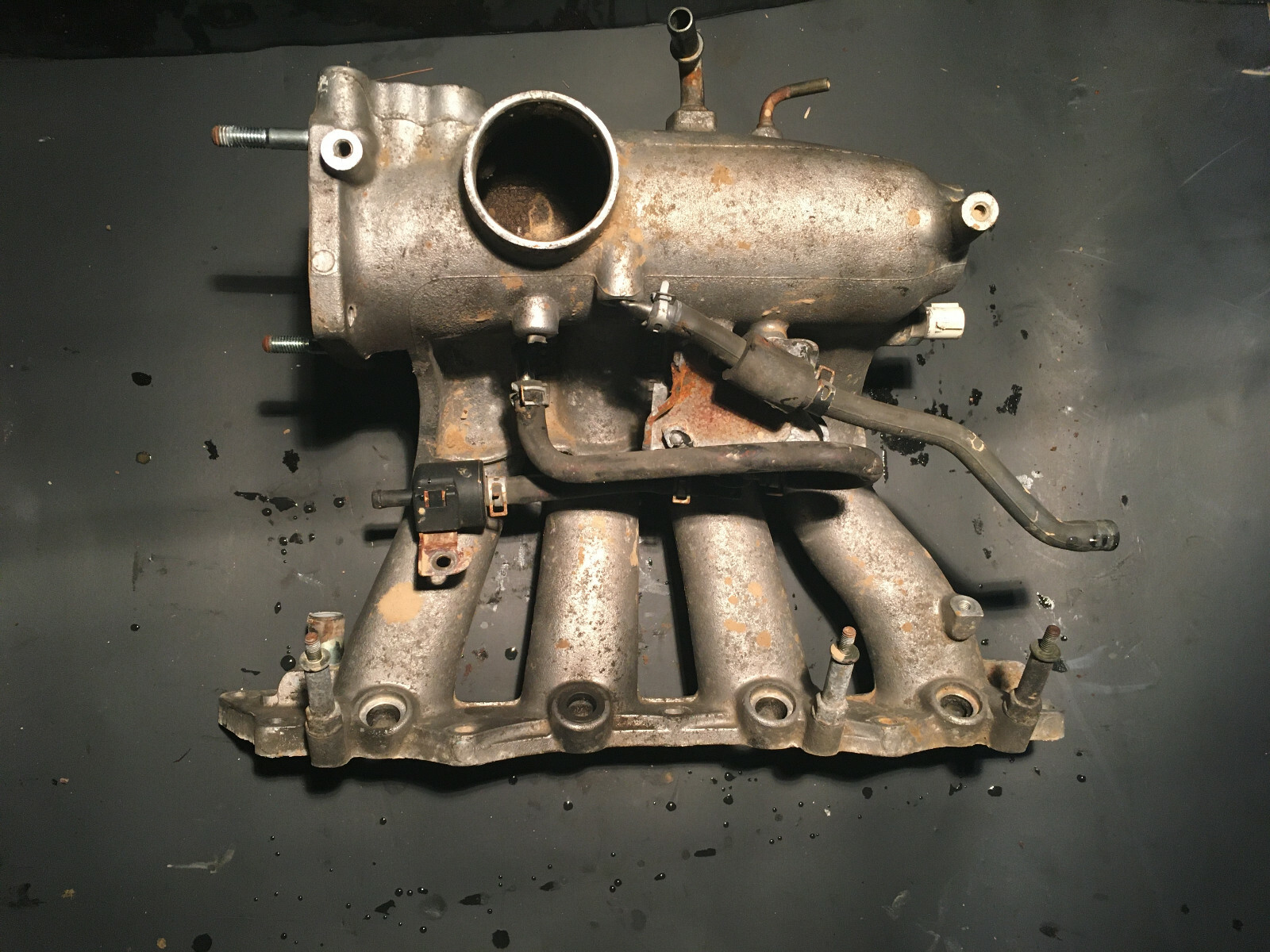 19992001 CRV 2.0L Honda B20Z2 intake manifold. Non Vtec eBay