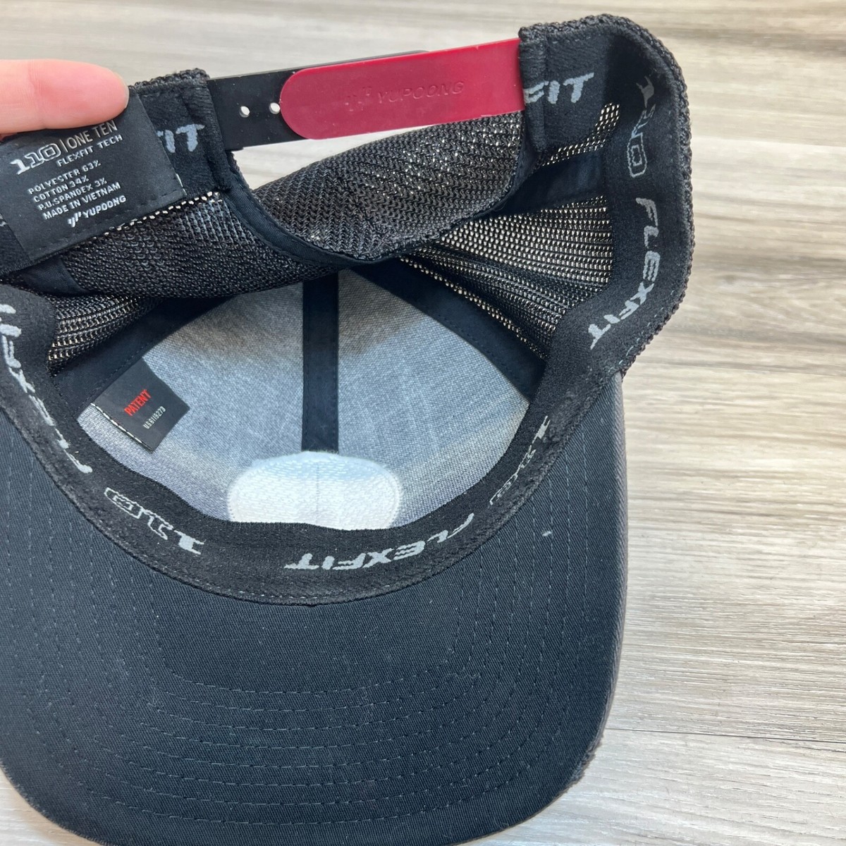 Travis Mathew Snapback Mesh Hat Black One Size Embroidered Flexfit 110 Travis Mathew Snapback Mesh Hat Black One Size Embroidered  main image 3