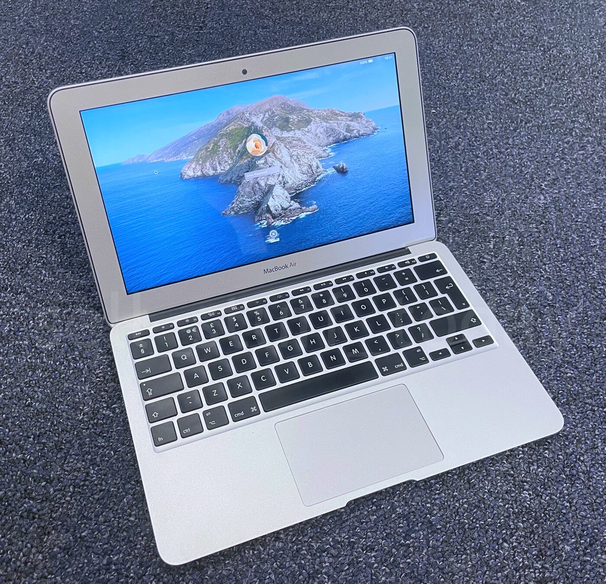 未開封未使用　アップル マックブック エア　MD711J/A　2013モデル 中古】MacBook Air 11.6-inch Mid-2013 MD711J／A Core_i5 1.3
