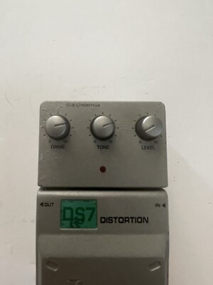 Ibanez DS7 Tone-Lok Analog Distortion Vintage Guitar Effect Pedal