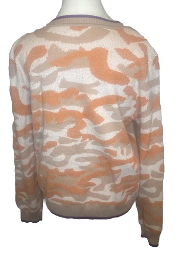 Women’s FATE Distressed ORANGE BEIGE Camo Crew Neck Pullover Sweater Sz Medium - Picture 5 of 12