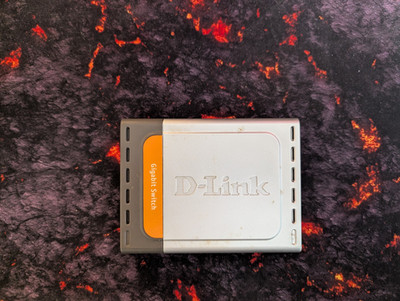 D-Link DGS-1005D 5x 10/100/1000Mbps RJ45 Gigabit Network Switch