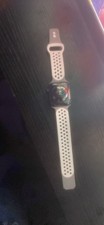 Apple Watch Series 4 Nike 40mm Gray Aluminum Case Black Nike Band GPS Good