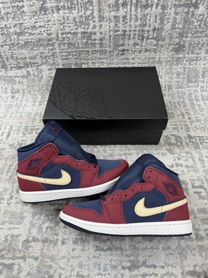 Größe 9,5 - Nike Air Jordan 1 Mid Team Red Obsidian IO7449-600
