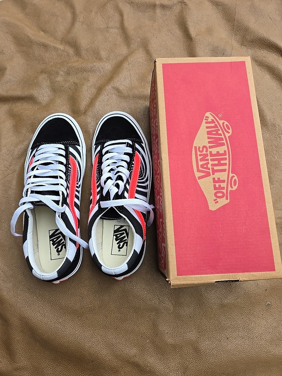 Vans style 36 swirl black fiery coral sneaker shoes Womens  display picture 3