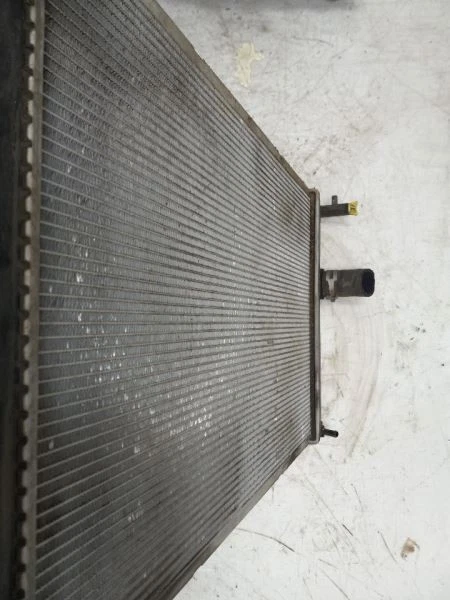 12-18 TOYOTA PRIUS V FIVE 1.8L FWD AT RADIADOR INVERTER  - Imagem 4 de 4