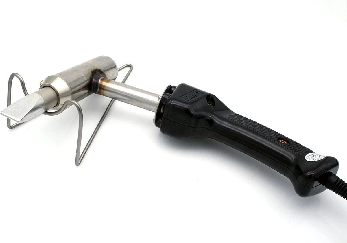 Big clearance soldering machine