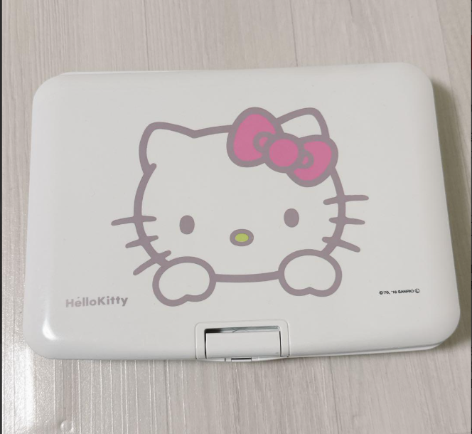 HELLO KITTY ポータブルDVDプレーヤー Hello Kitty Portable Dvd Player Kids Travel Entertainment