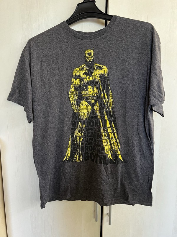 Batman Arkham City Men's T-Shirt Size Xl