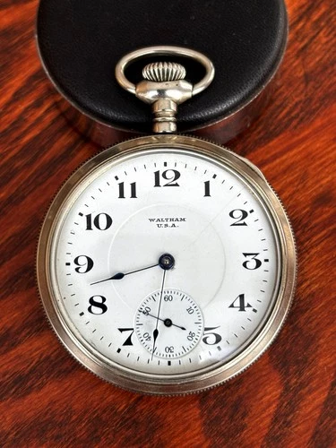 Rare 1918 Waltham P S Bartlett  Duo-Tone 16S 17J  Display Case  Runs Strong!