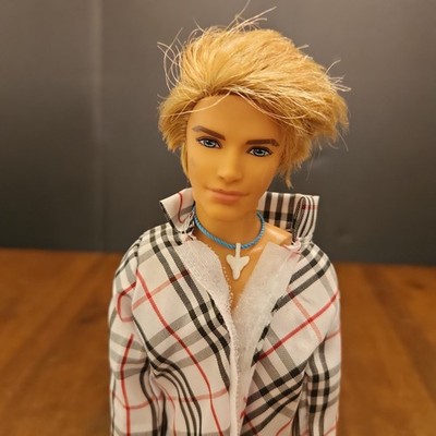Barbie Ken Fashionista Doll Rooted Blonde Hair Blue Eyes Arms Male 2009