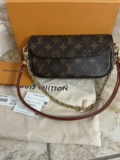 Louis Vuitton Ivy Wallet on Chain Monogram  B...