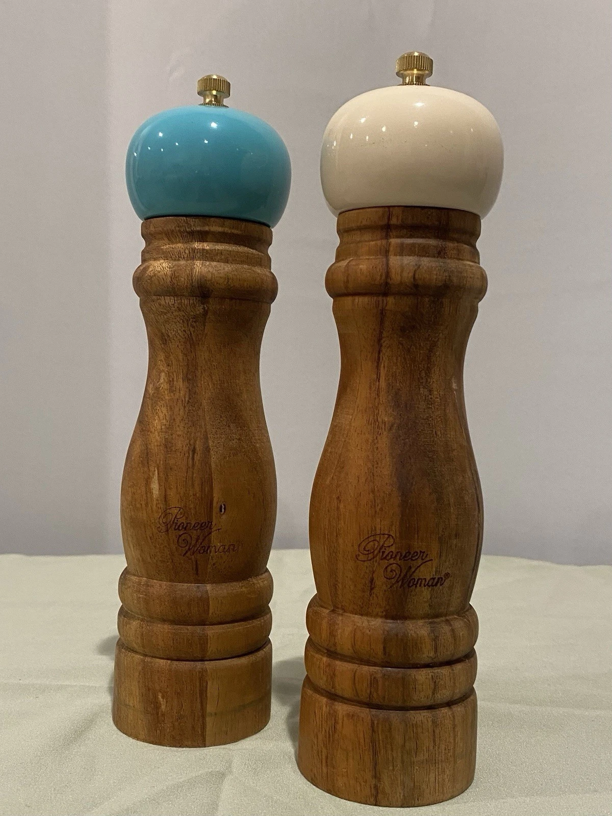 Pioneer Woman Wood Floral Adjustable Manual Salt & Pepper Grinder Set 9 in