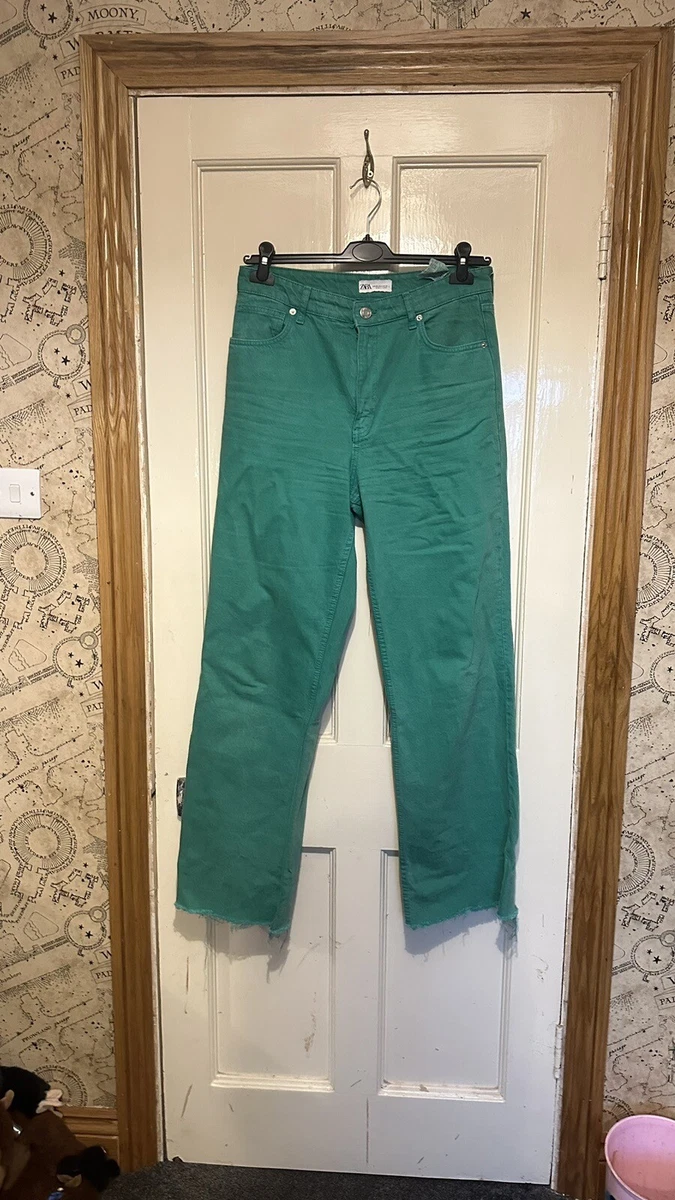 Frayed hem shop jeans zara