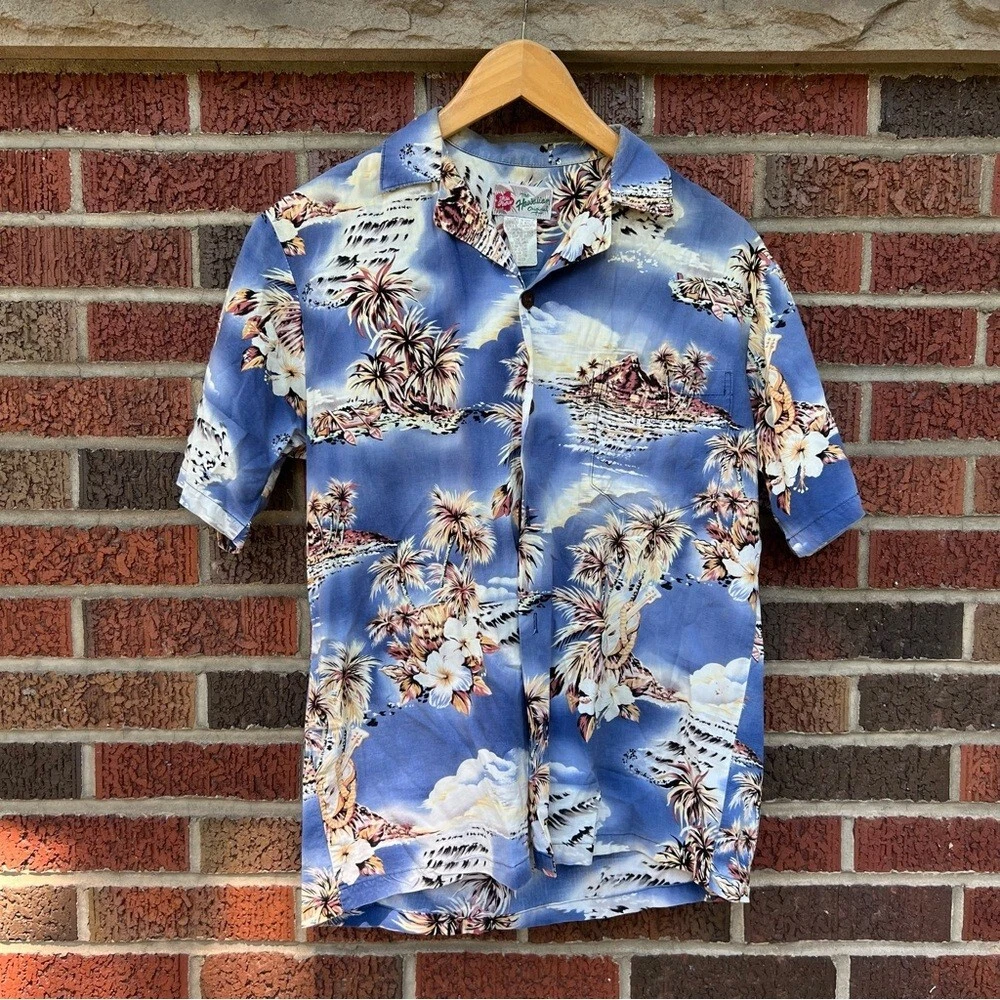 Hilo Hattie The Original Hawaiian Blue Sunset Palm Tree Button Down Shirt