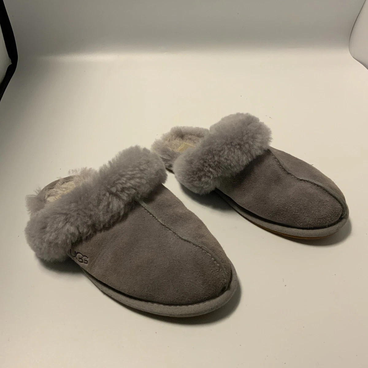 Women s Ugg Slippers size 3