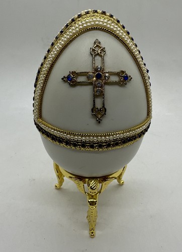 Egg Diorama Nativity Scene Music Box Plays Silent Night - Picture 3 of 9