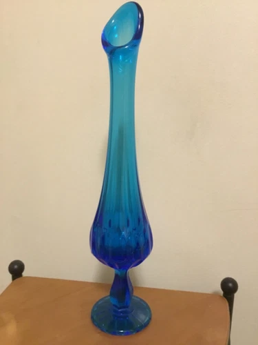Fenton MCM vintage colonial blue thumbprint pedestal Swung Glass Bud Vase