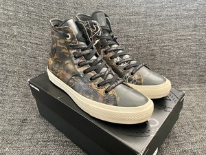 chuck taylor 2000