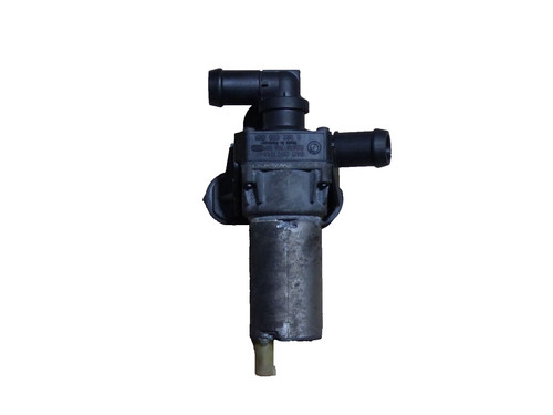 BMW 1er E81 E82 E87 E88 3er E90 E91 E92 E93 X1 E84 Zusatzwasserpumpe 6928246