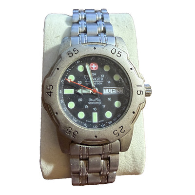 Wenger Sting Ray 100M Swiss Dive Watch Men's Black Dial Stainless Steel Bracelet