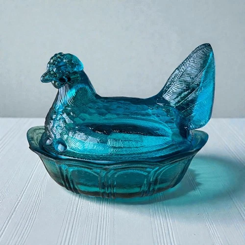 Fenton Ocean Aqua Blue Hen on Nest Art Glass Trinket Dish Vintage Collectible