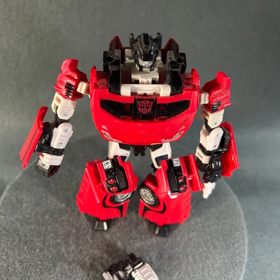 Transformers Universe Deluxe Class Sideswipe Action Figure Hasbro - Image 3 of 4