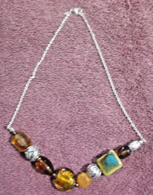 Vintage Avon SAQ Silvertone Necklace With Amber/Peach/Green Blue Beads ~ 17''