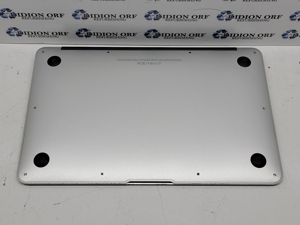 Apple MacBook Air 11 in 2013 Silver/Intel Core i5 1.3 GHz