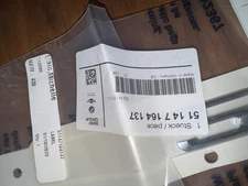 Genuine OE 2006-2010 BMW 550i Rear Emblem Nameplate Part 51147164137