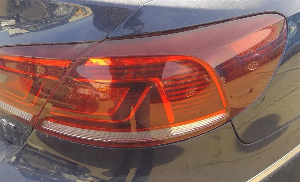 13 2014 15 16 17 Volkswagen CC pasajero luz trasera derecha lámpara LED montada en cuarto Foto 2 de 4