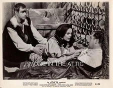 UNIVERSAL HORROR PICTURES STAR VINCENT PRICE ORIG AIP EDGAR ALLAN POE STILL #3