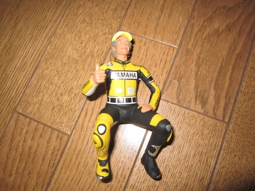 Pma Minichamps 1/12 2005 Motogp Laguna Seca Yamaha Usa Intercolor Valentino - Picture 5 of 6