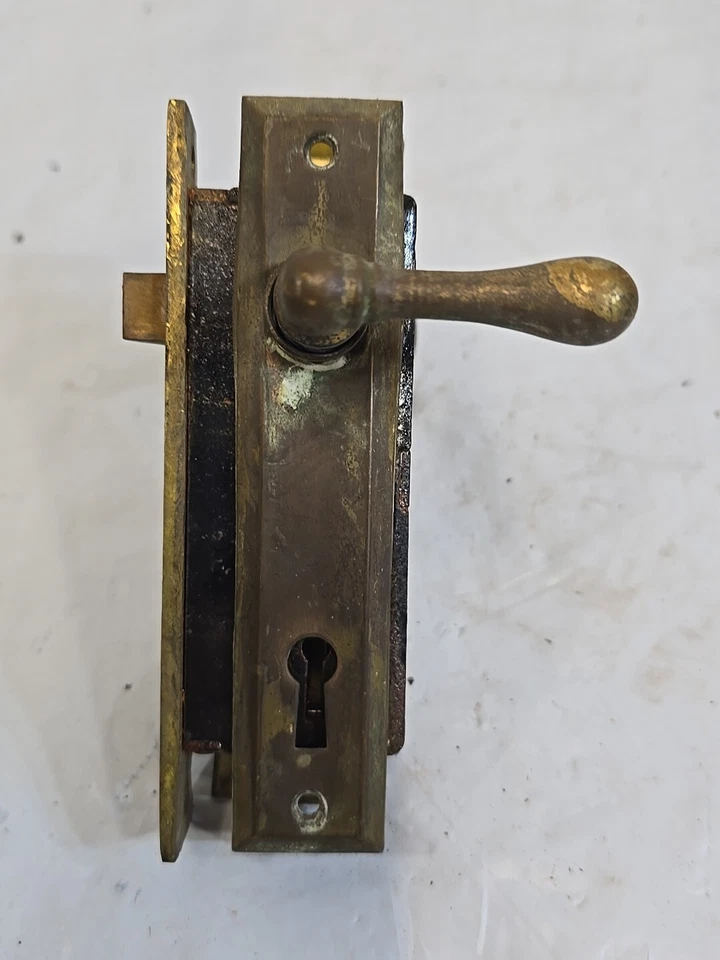 古董 Russwin 维多利亚式壁橱门锁和钥匙套装面部旋钮无钥匙 — 第 2/4 张图片