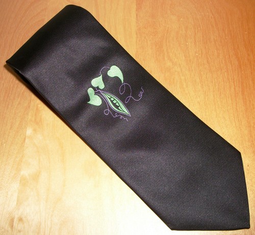 Black with Green Hearts & Lips Valentine's Day Neck Tie 54.5" L x 3.75" W (D862)