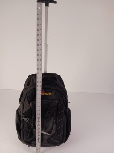 Office Revolution Backpack Carry On With Wheels & Extendable Aerodynamic Handle - Picture 13 of 15