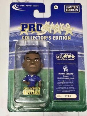 Corinthian Prostars Figure Collector's Edition Ryan Giggs, Dennis