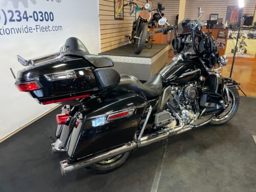 2018 Harley-Davidson Touring - Picture 3 of 24