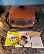 Vintage 1970s West Bend 11" Brown Therma-Temp Electric Skillet - New (No Box)