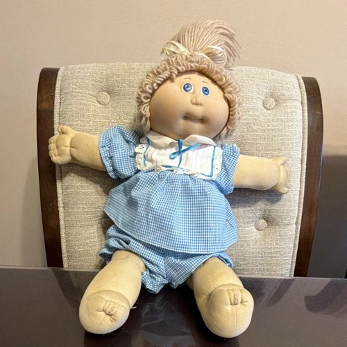 Vintage Jesmar Cabbage Patch Kids  Girl Doll TLC