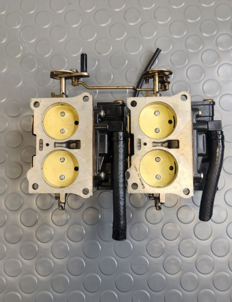 Johnson 115HP Outboard Carburetor Assy 0433807  (A2-1)