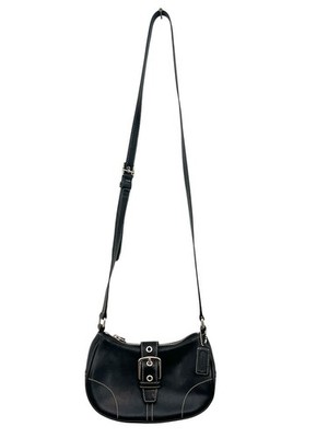 バッグ COACH Vintage Leather Black Shoulder Bag Vintage Coach 9354 Leather Soho Small Buckle Shoulder Bag Black