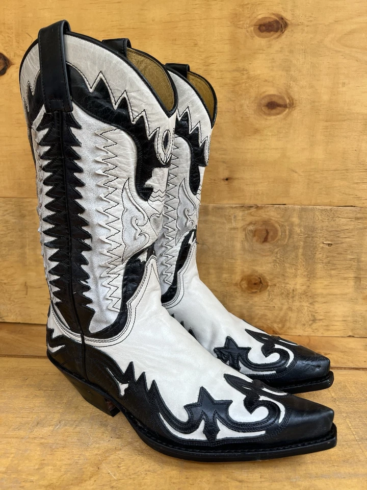 Botas de cuero bordadas negras/blancas SENDRA 3840 talla EU 38| US 7| UK 5 Foto 3 de 4